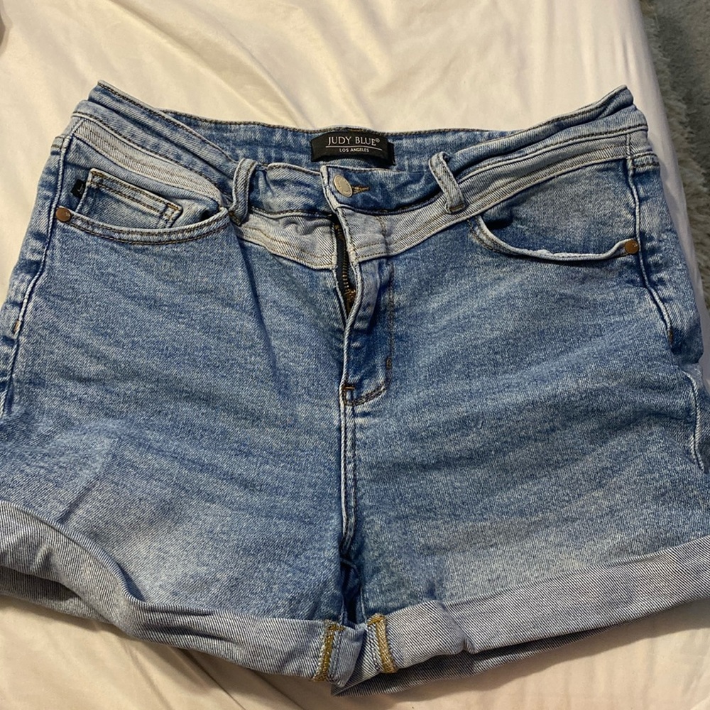 Judy blue shorts